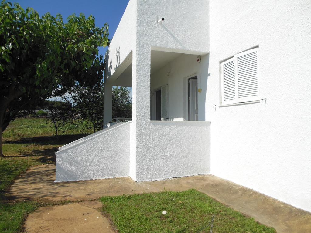 Helonata Apartments Arkoudi Exterior photo
