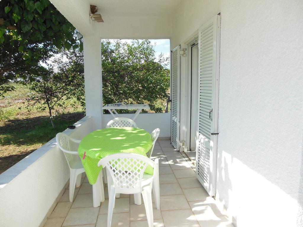 Helonata Apartments Arkoudi Exterior photo